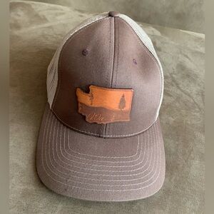 State of Washington WA Leather Patch Trucker Ponytail Style Hat Cap Richardson